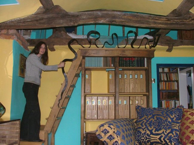 Grabrail for mezzanine loft bed, forged steel